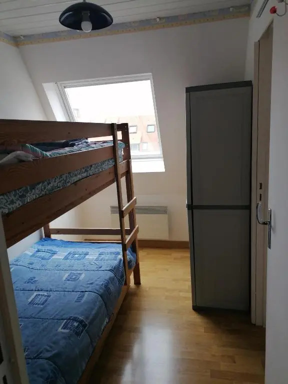 Bel appartement T2 150m plage et tous commerces