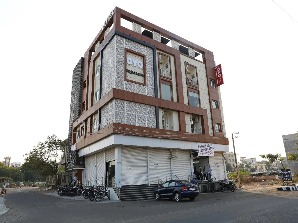 Capital O 5758 Hotel Square 36 By Arn Group