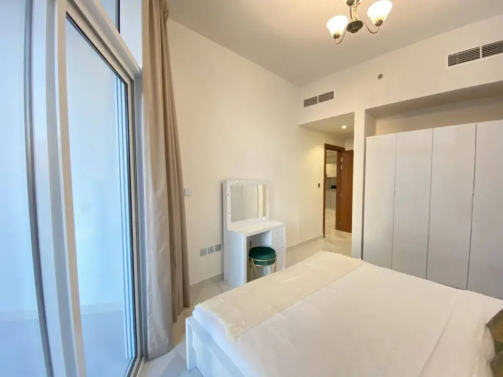 Lux BnB 2BD Canal Views Business Bay
