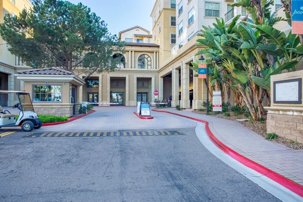 Luxe Apts in Mission Valley by WanderJaunt