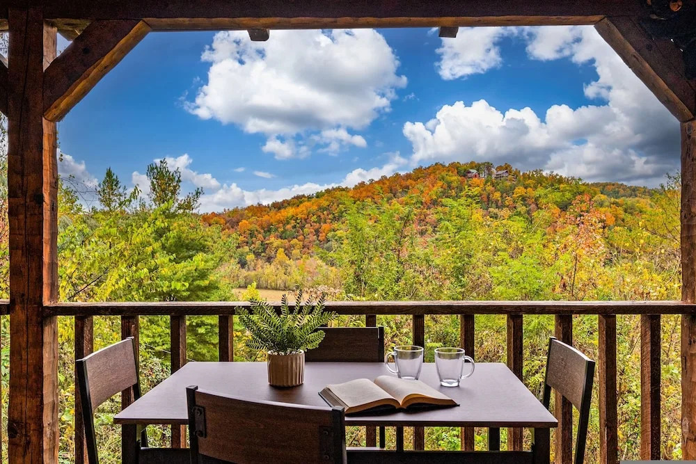 Hot Tub Pool Table Fireplace Views Relax