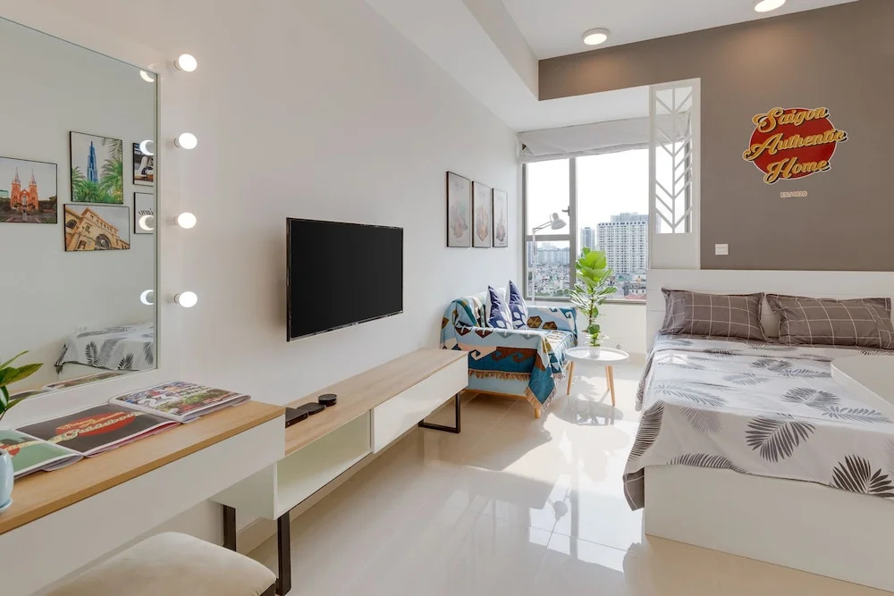 Hikari Rivergate Apartments - Free Pool, Free Internet SIM for 3 nights, Free Pick Up for 5 nights