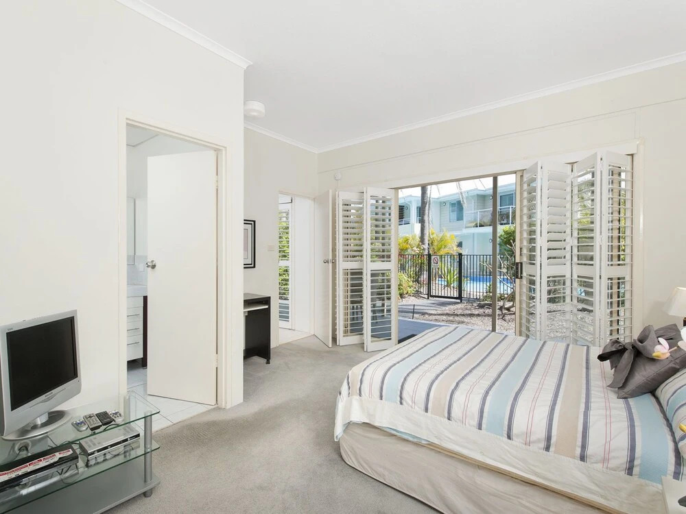 Sandy Point Road, Unit 337, 265, Pacific Blue