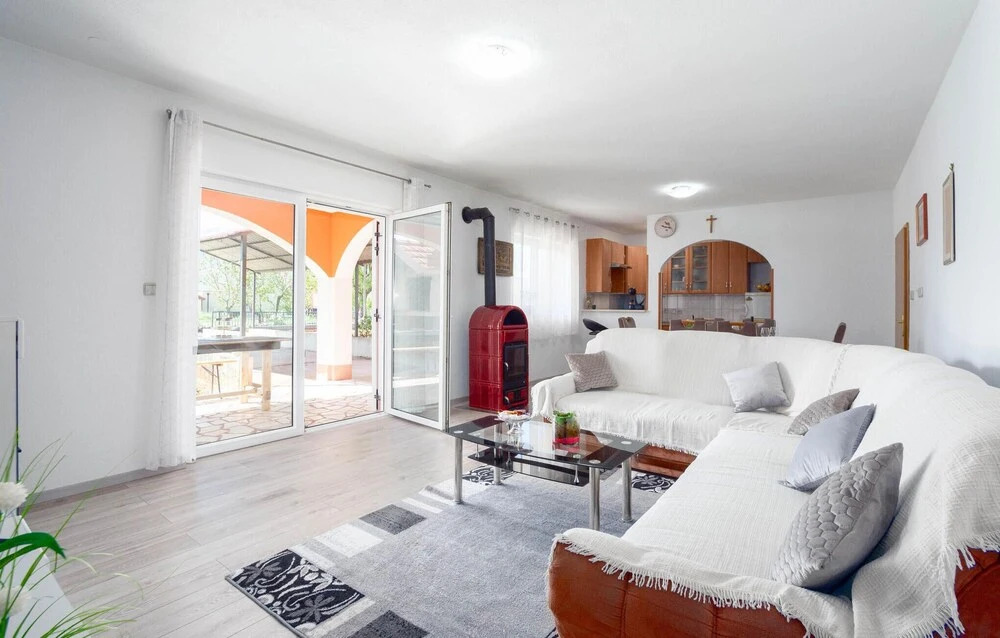 Stunning Home in Dugopolje With Outdoor Swimming Pool, Wifi and 2 Bedrooms