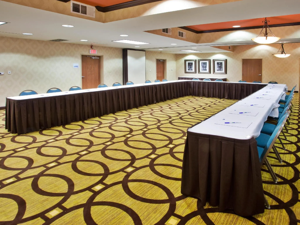 Holiday Inn Express Peachtree Corners-Norcross by IHG