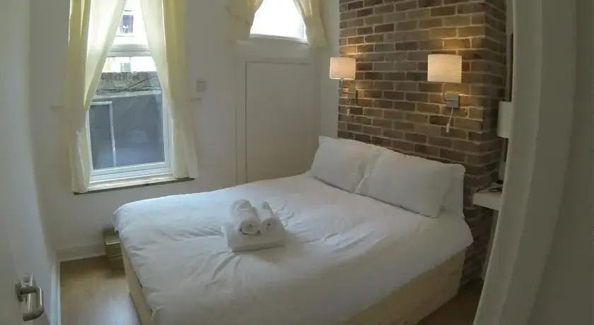 Deluxe Family Suite