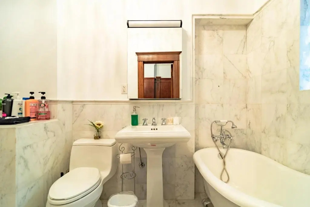 Luxurious classic Gold coast villa for 12 guests