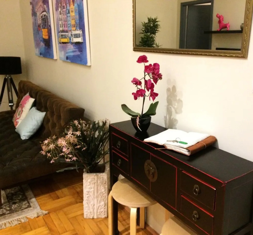 Lovage Apartment