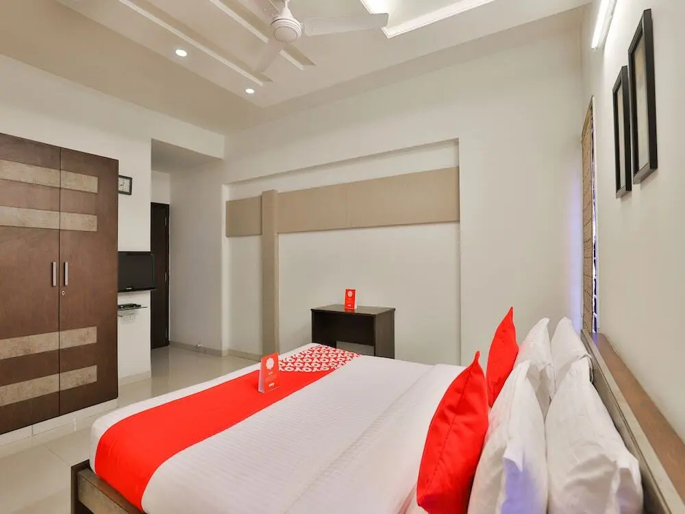 Shreeji Sangeet Apartments by OYO Rooms