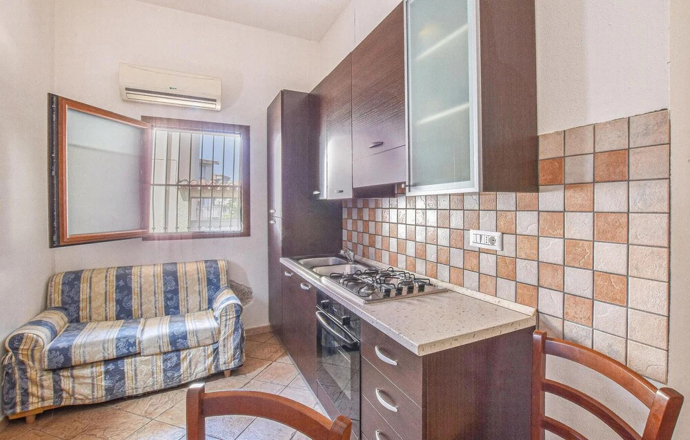 Beautiful Apartment in Galtelli' With 2 Bedrooms