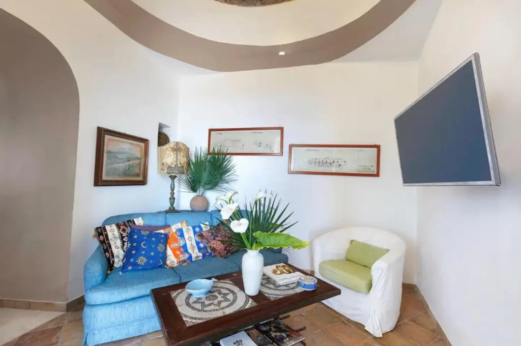 7 bedrooms house with sea view enclosed garden and wifi at Massa Lubrense 2 km away from the beach