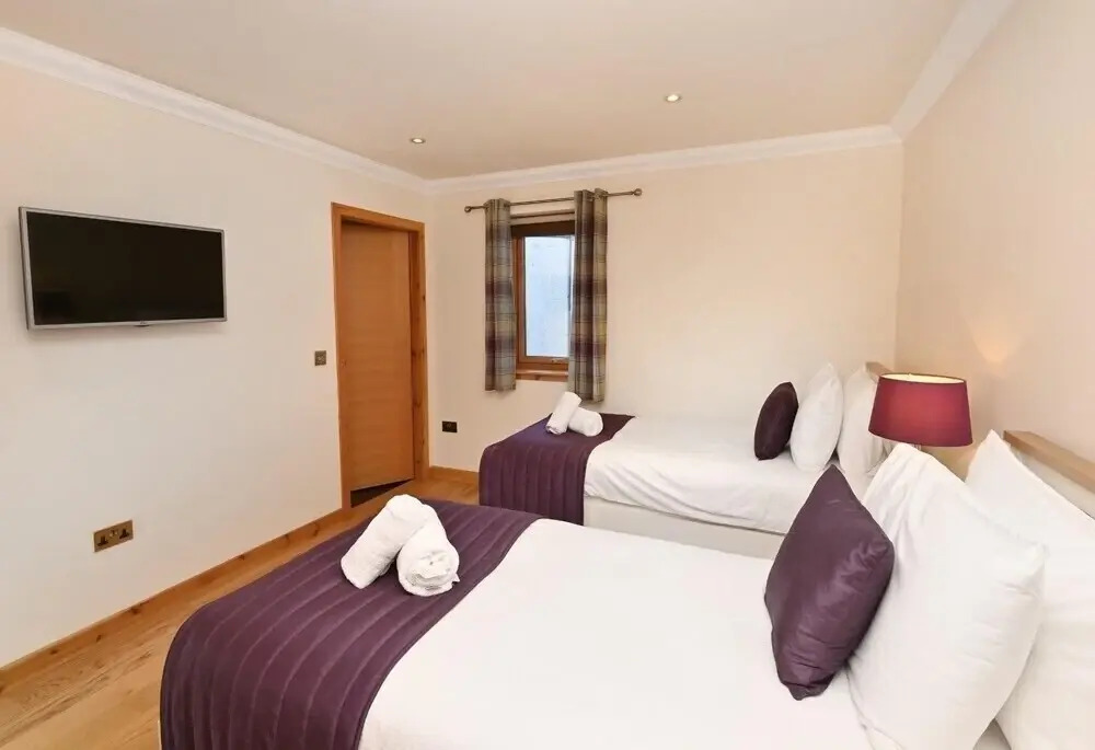 Inverness City Apartment