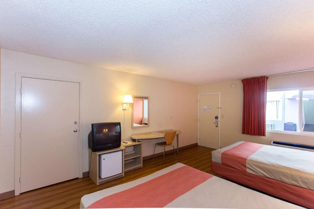 Cathedral Hill Hotel