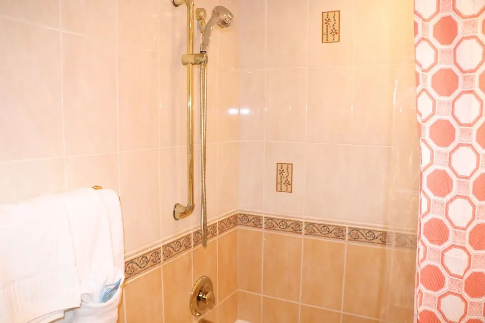 Jamaica Royale 501 - 3 Br Condo