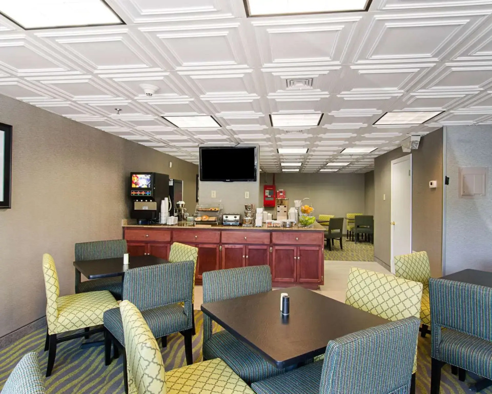 Quality Inn & Suites Worcester MA