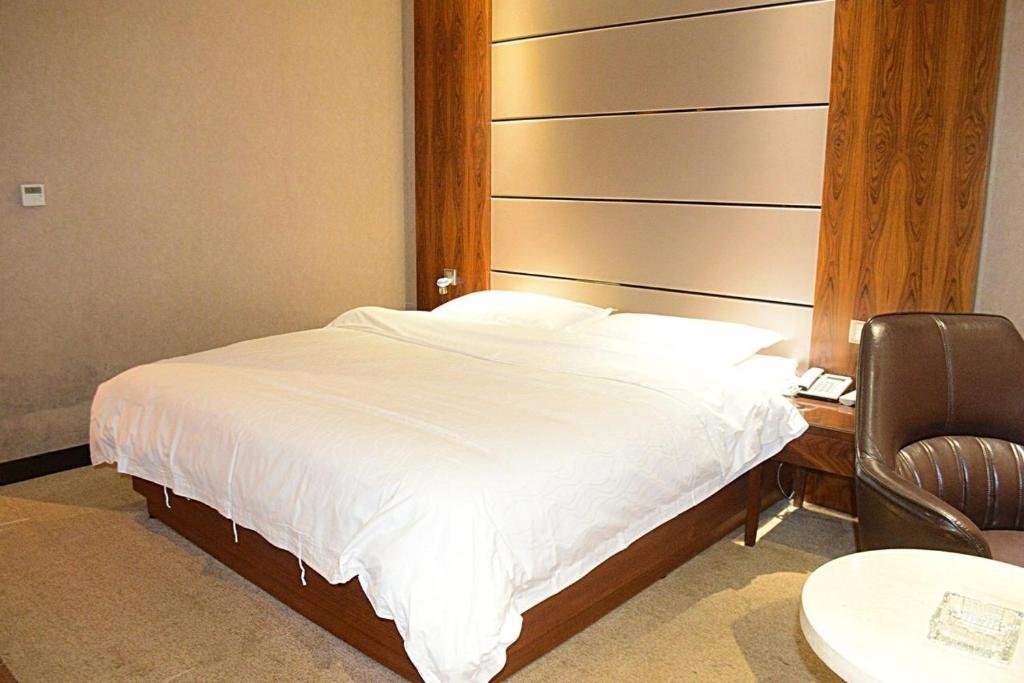 Xianfeng Jintian Holiday Inn