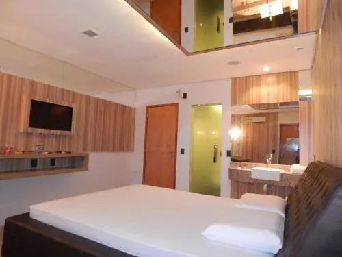 Matisse Motel