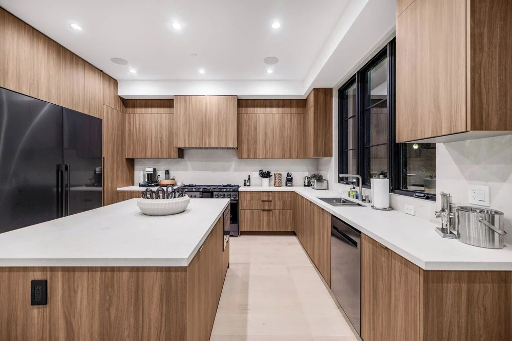 Colfax Estate   Modern Luxury Oasis in Prime Colfax Meadows