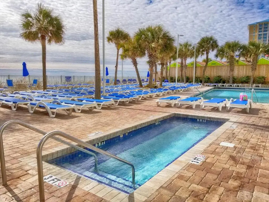 Magnificent Views from this 1BR 1BA 11th floor Ocean Front Suite!