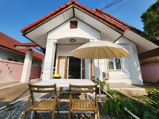 GOOD VIBE garden house Sattahip
