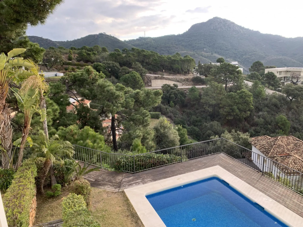 Villa Valentine - Luxury Private Mountain Oasis