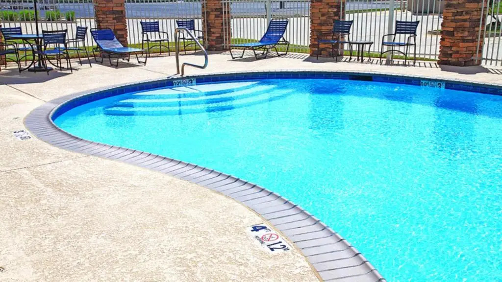 Holiday Inn Express and Suites Bossier City Louisiana Downs by IHG