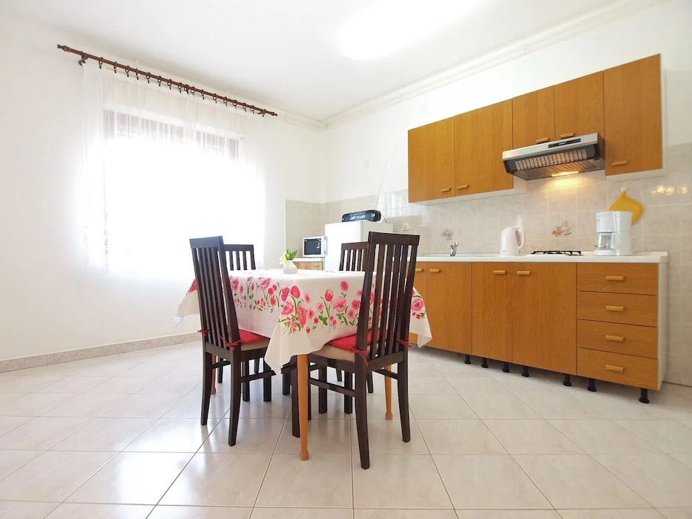 Apartment 1563