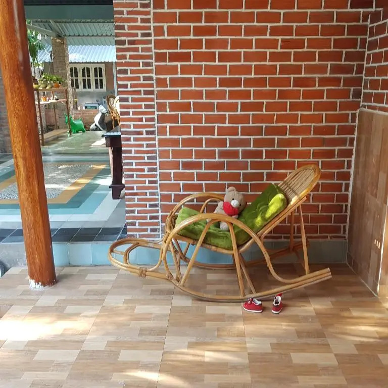 Hà Phan Holiday House