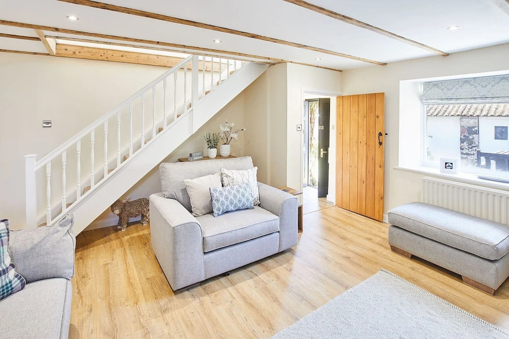 Host Stay Eden Cottage