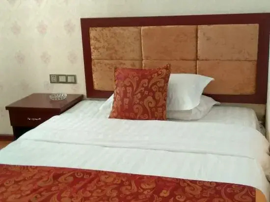 Chongqing Liangping Yuanchun Hotel