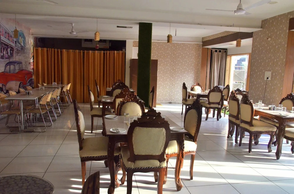Hotel LAVENIR