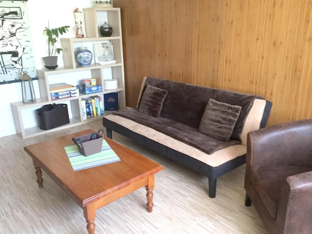 House With 2 Bedrooms in Saint-pierre-d'oléron, With Enclosed Garden a