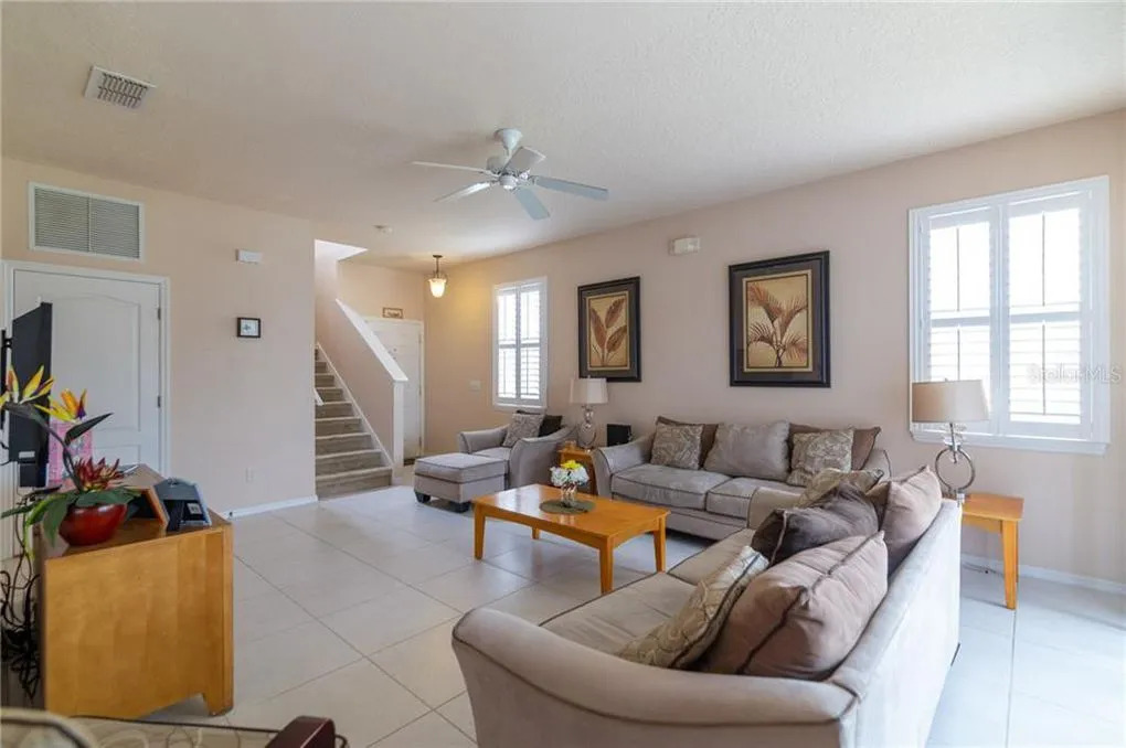 SR130SMW - 4 beds pool home - Close to all parks