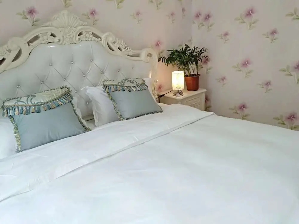 Wuhan Loving Home Apartment
