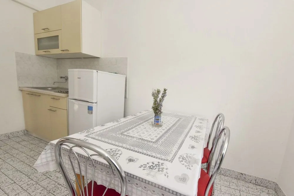 Apartments Caska VI