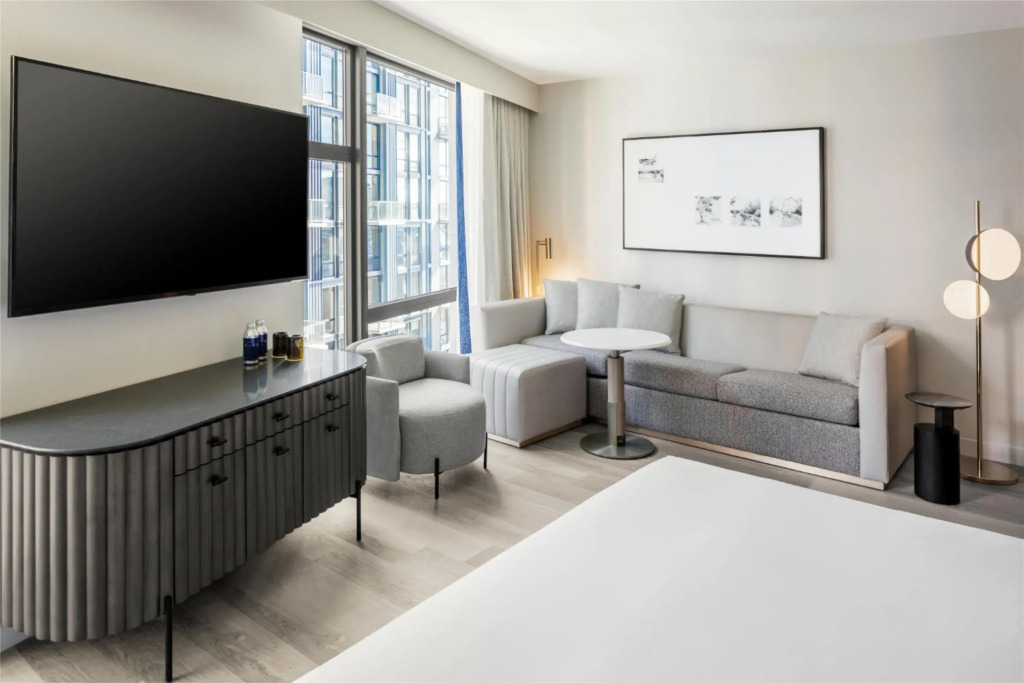 The Morrow Washington Dc, Curio Collection By Hilton