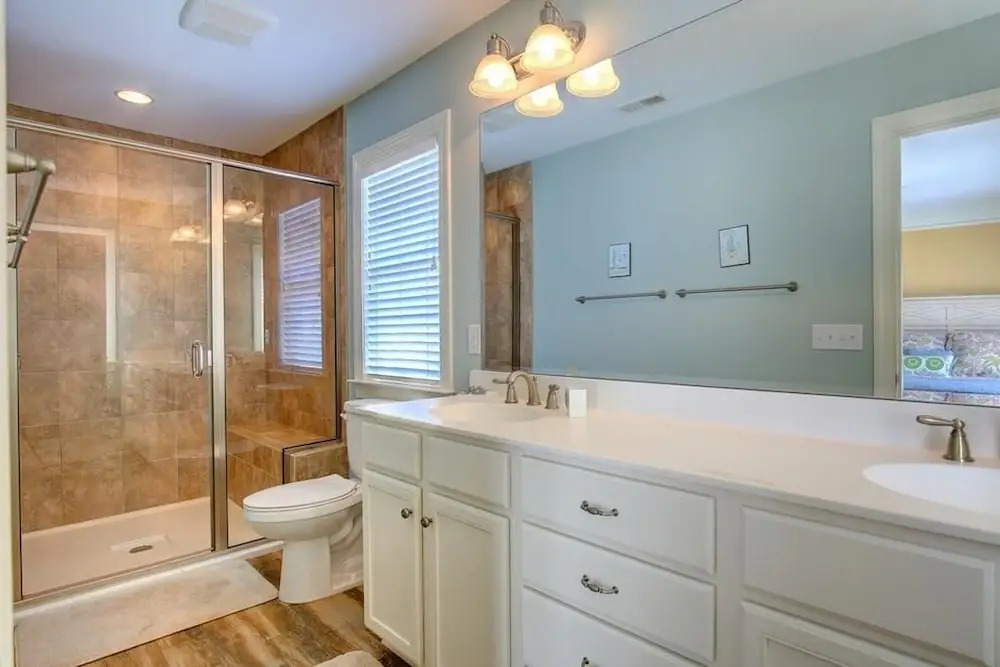 R and R By The Sea - 4 Br Home
