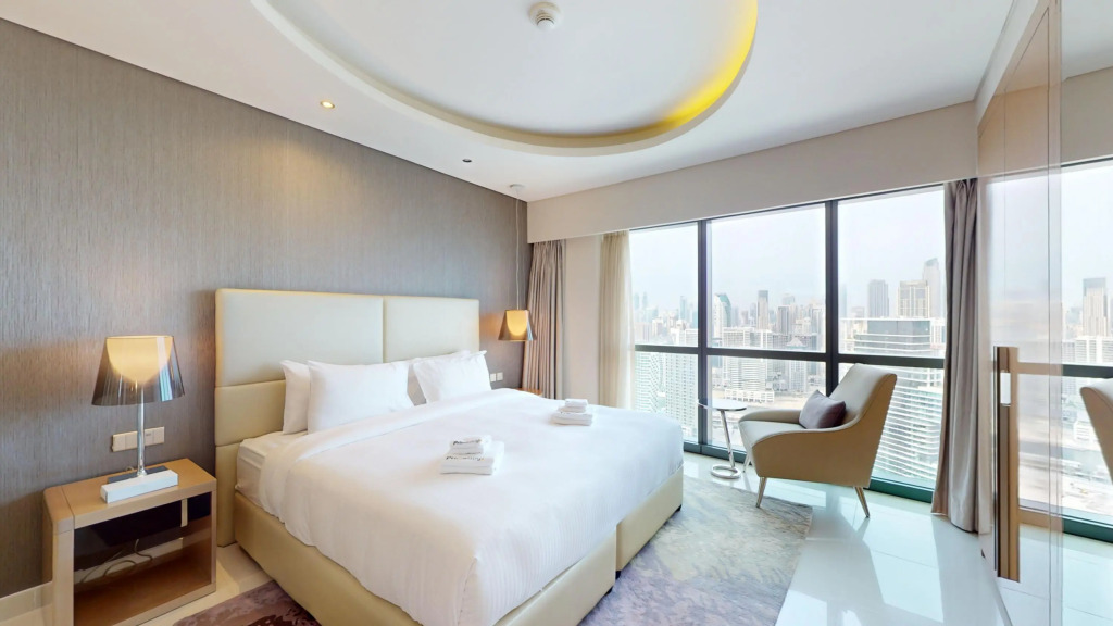 Business Bay - Damac Towers Paramount B 3801