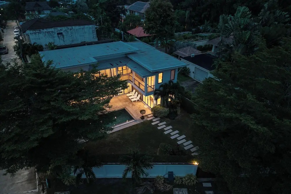 One of Phukets Best Villas V212