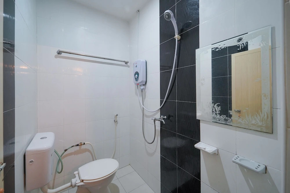 OYO 89976 Fins Hotel