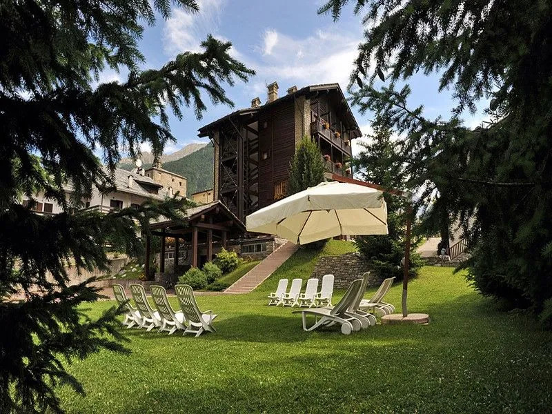 Hotel De La Tor