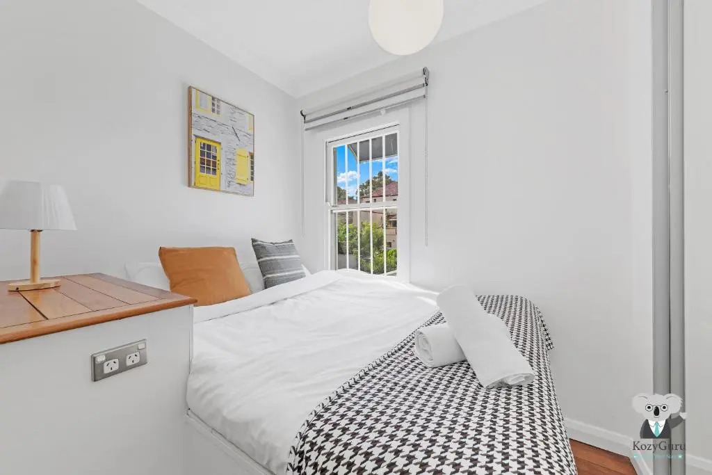 KOZYGURU Redfern Lovely 2 Bedroom Terrace 1x FREE Parking NRE005