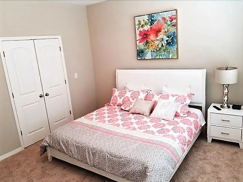 ST4746TD Solterra - Four Bedroom Townhouse