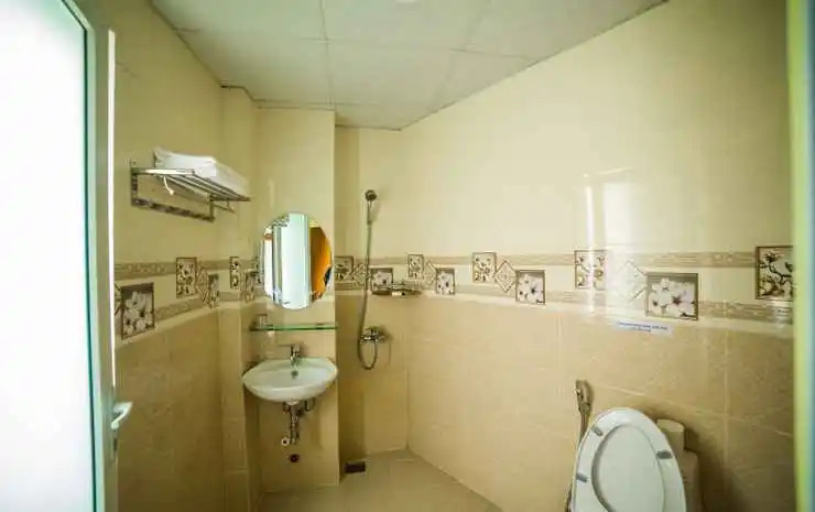 Khách Sạn TRUNGNHAN