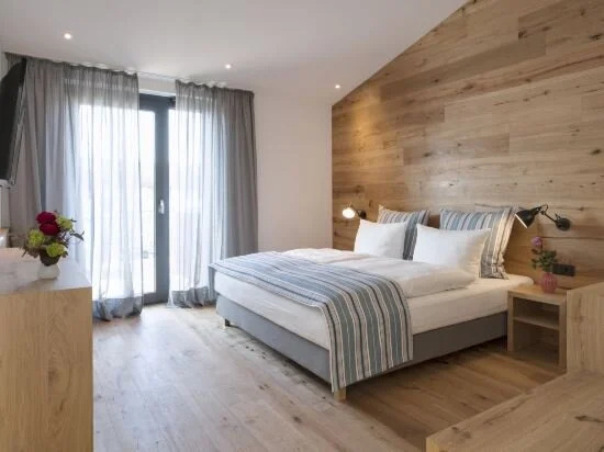 Hotel M120