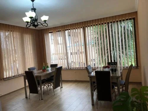 Zura's Guest House