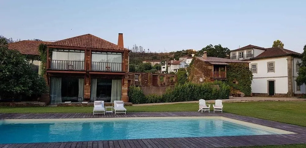 Casa de Baixo - Nature Hotel