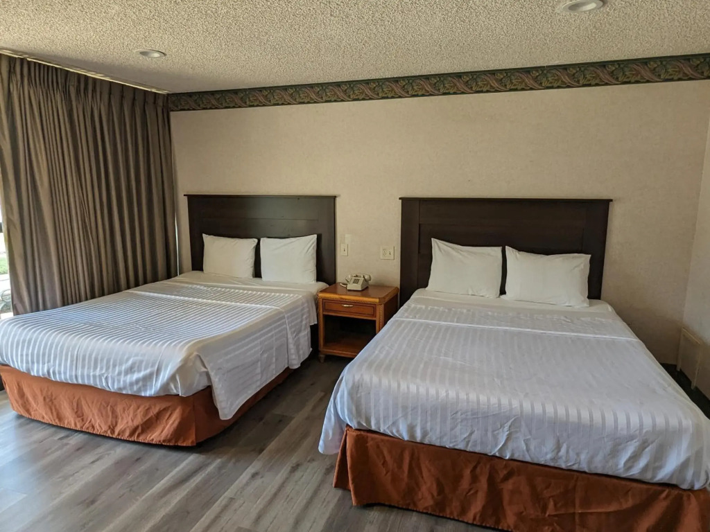 Valley Inn