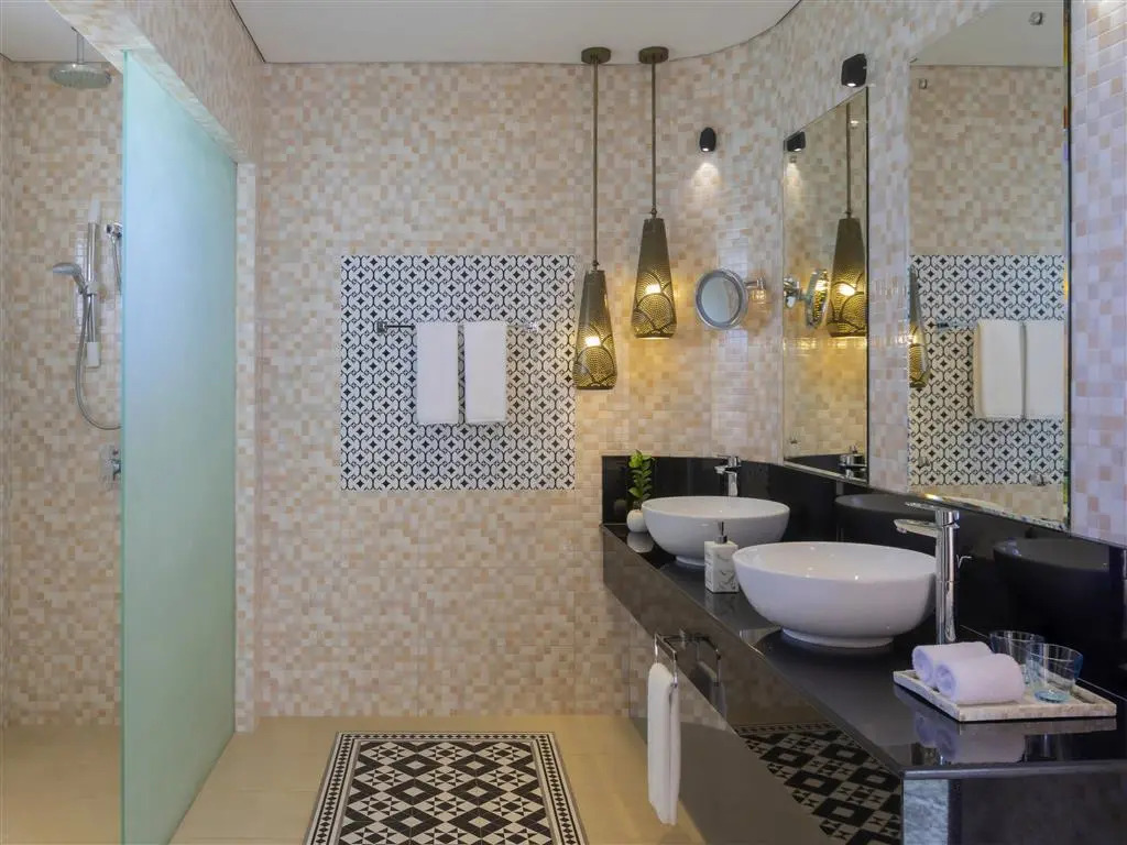 Mercure Maldives Kooddoo