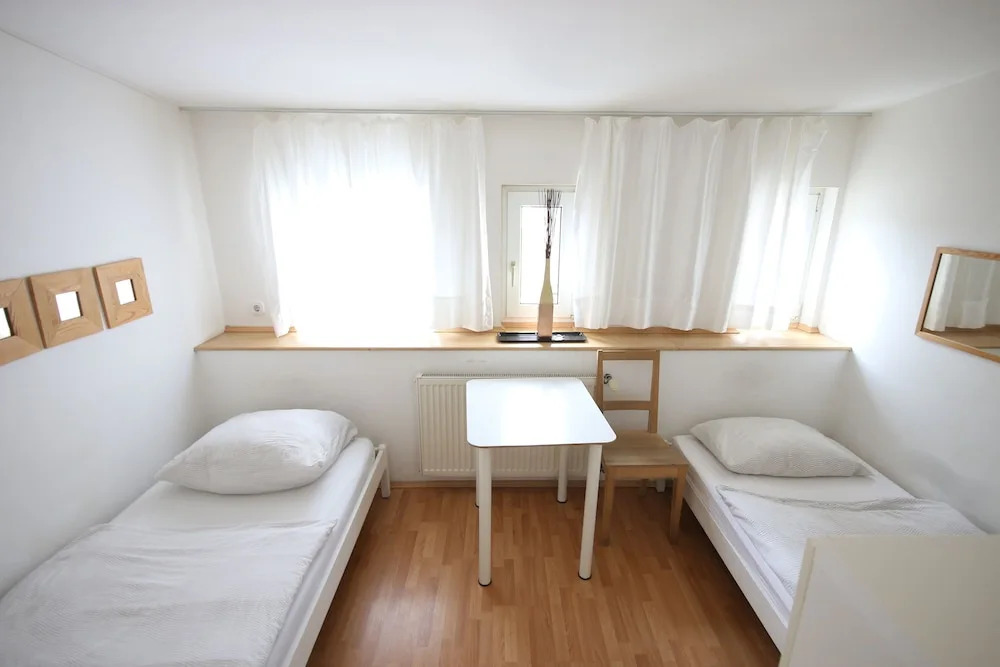 a-domo Apartments Oberhausen - Budget Apartments & Flats - short & longterm - single & grouptravel